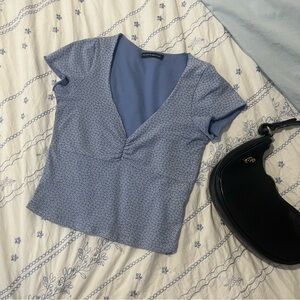 Brandy Melville blue white floral Gina shirt